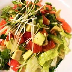 A picture of Avocado & Tomato Salad.