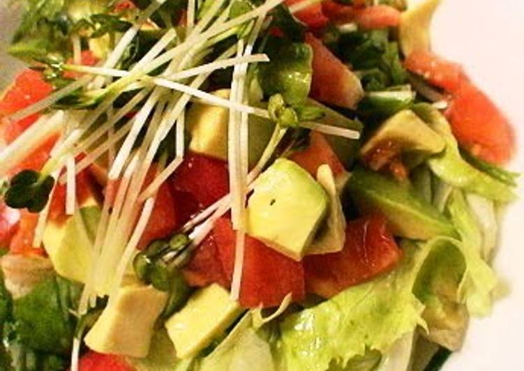 Avocado & Tomato Salad