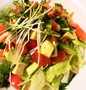 Easy Steps to Make Recipes Avocado &amp; Tomato Salad the Can Spoil the Tongue Can Pamper Your Tongue.