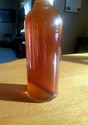 A picture of Apple Pie Liquor.