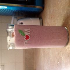 Healthy Banana Berry Smoothie A picture of Healthy Banana Berry Smoothie.