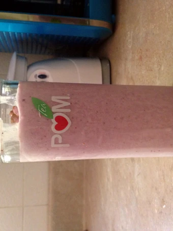 Easy Way Prepare Healthy Banana Berry Smoothie the Can Spoil the Tongue Delicious