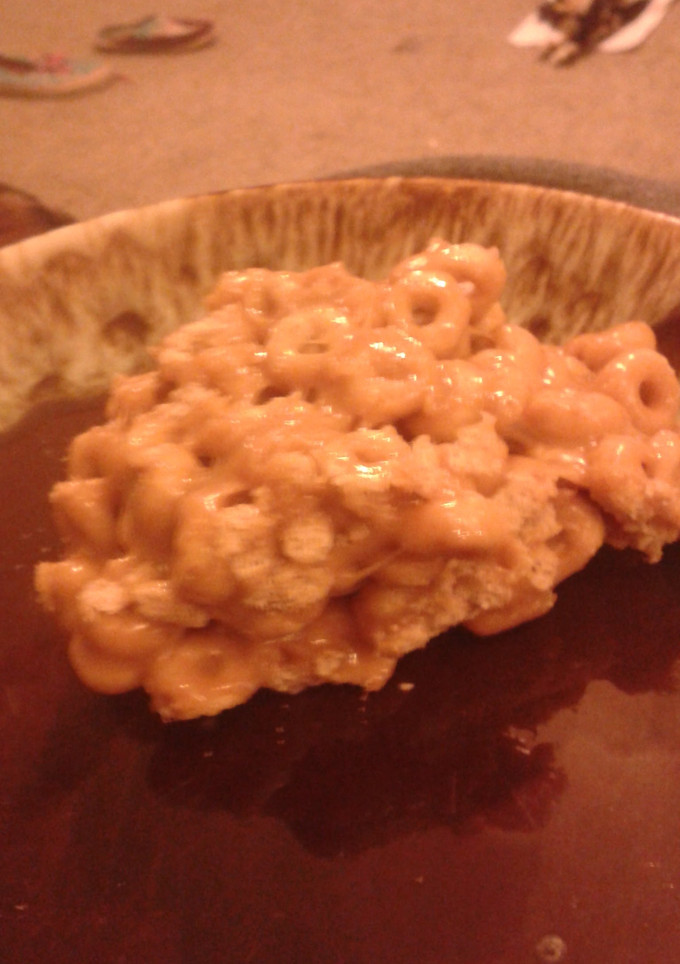 A picture of Peanut Butter Cheerio Bars.