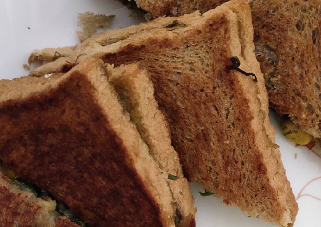 Corn spinach sandwich
