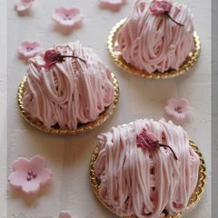 A picture of Spring Sweets Sakura Mont Blanc.