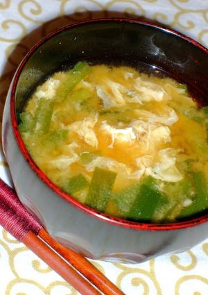 A picture of Chinese Chive Egg Drop Miso Soup.