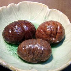 A picture of Simmered Chestnuts.