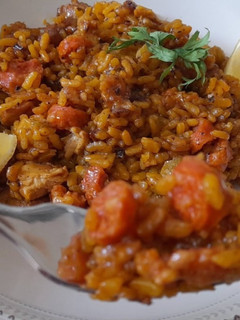 Una foto de Arroz con chorizo
