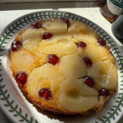 A picture of Upside-Down Pear and Banana Cake and Cupcakes.