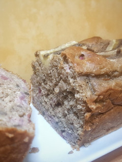 Una foto de Banana bread de fresa