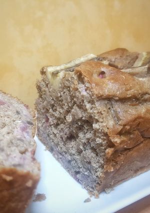 Una foto de Banana bread de fresa