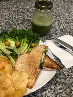 Una foto de Sándwich de Pechuga de Pavo y Espinaca