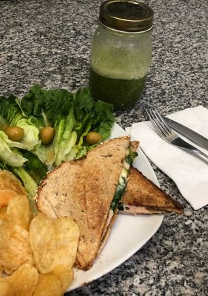 Una foto de Sándwich de Pechuga de Pavo y Espinaca