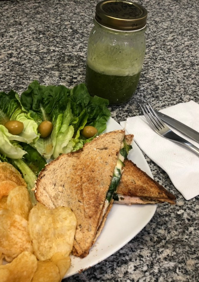 Una foto de Sándwich de Pechuga de Pavo y Espinaca