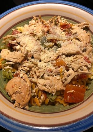A picture of Crockpot Shredded Italian Chicken 🐔.