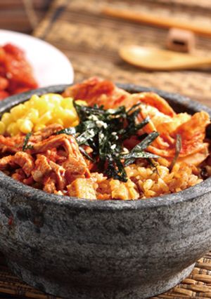 【家樂福廚房】即食創意食譜》韓式泡菜炒飯 的食譜成品照片