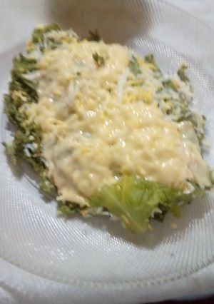 Una foto de Invento! Lechuga tomate huevo y queso