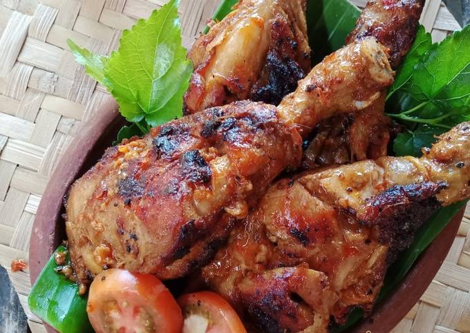 Resep Ayam Bakar Khas Padang Oleh Iiswatizain Cookpad