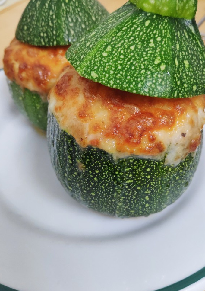 Una foto de Calabacines rellenos