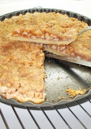 Fűszeres almás morzsasüti recept fotója