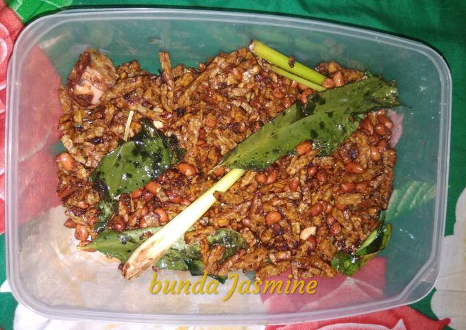 Yuk intip, Cara mudah memasak Orek tempe kacang tanah  menggugah selera