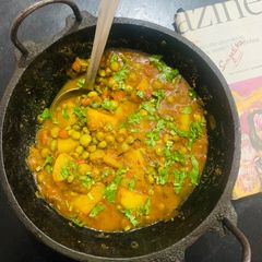 A picture of Togari Beans/Kandula Masala (Green Pigeon Peas).