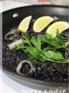 A picture of Paella with Squid and Squid Ink.
