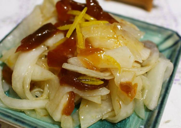 Recipe of Speedy Yuzu Flavored Daikon Namasu Pickles with Dried Persimmon for Osechi