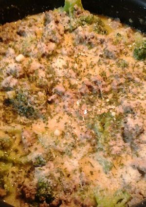 A picture of Meaty, Cheesy, Broccoli.