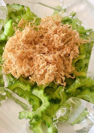 Hình của món Mướp đắng ruốc bông.
