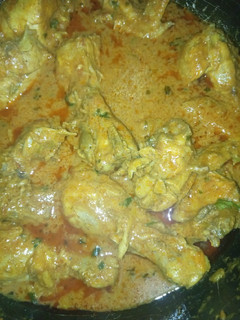 A picture of Chicken curry.