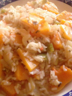 Una foto de Arroz con calabacín (vegetarianos y celiacos)
