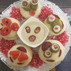 A picture of Sandwich idli.