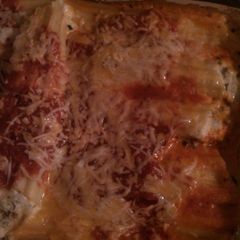A picture of Beef and 6 cheese blend manicotti.