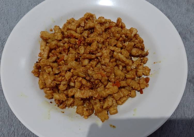 Tempe kering bumbu kuning