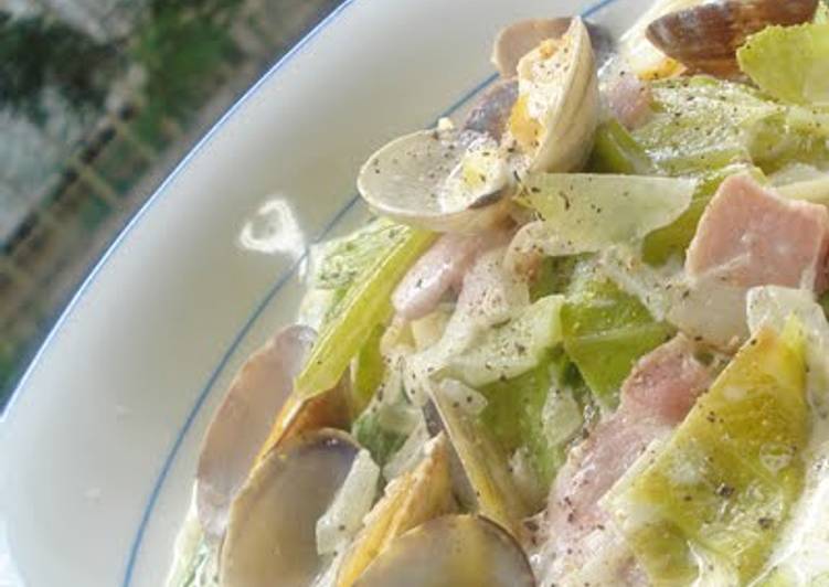 Steps to Prepare Homemade Chowder-Like Pasta with Spring Cabbage and Clams