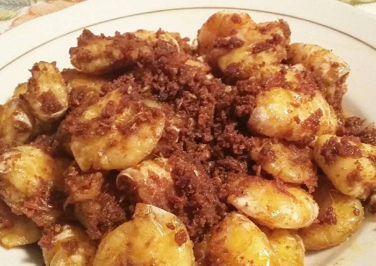 Resep Udang Goreng Kunyit | Cara Buat Udang Goreng Kunyit Yang Enak dan Simpel