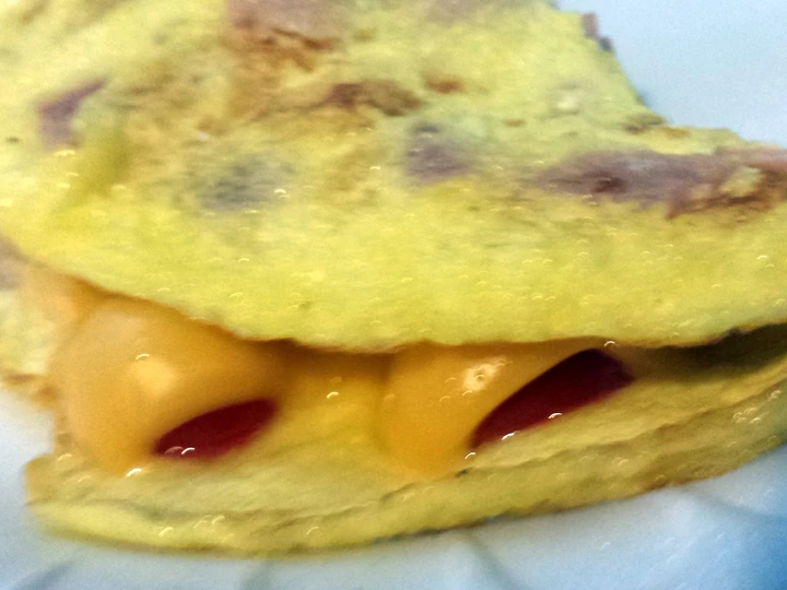 Easy Steps to Prepare Elisa's Simple Tomato, Cheese and Ham Omelette the Delicious Appealing