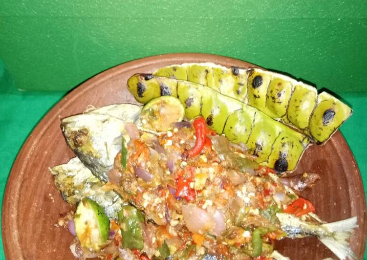Resep Pecak kembung Banjar Pete garang yang Lezat