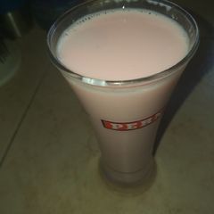 A picture of Homemade milkshake.