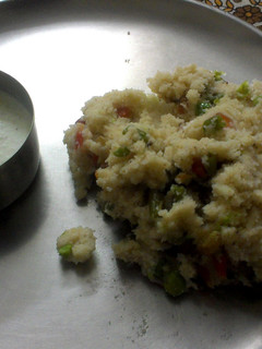 A picture of Upama and chutney -Typically Indian.