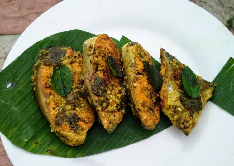 Salmon in Banana Leaf