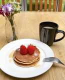 Simple American pancakes