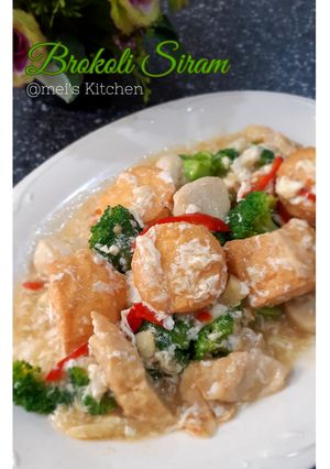 Foto resep Brokoli Siram ala Mei's Kitchen