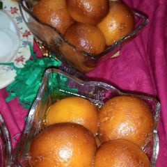 A picture of Yummy gulab jaman.