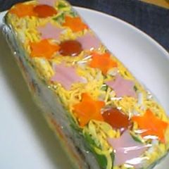A picture of Easy Pressed Sushi.