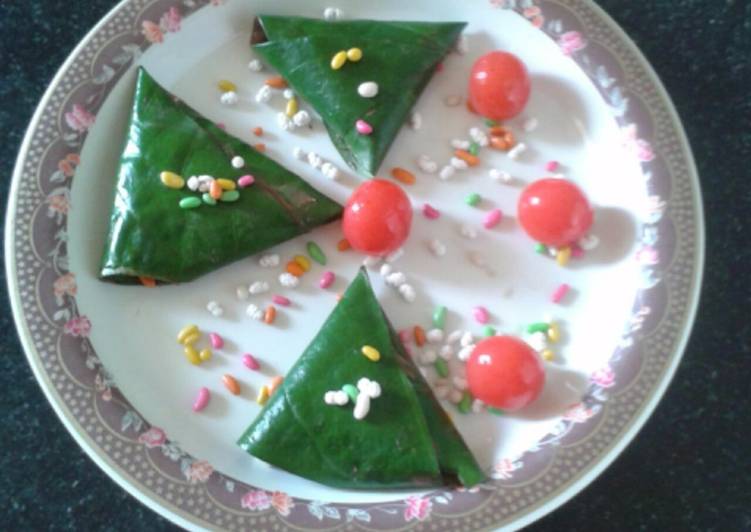 Recipe of Perfect Chocolate filled paan / chocolate paan