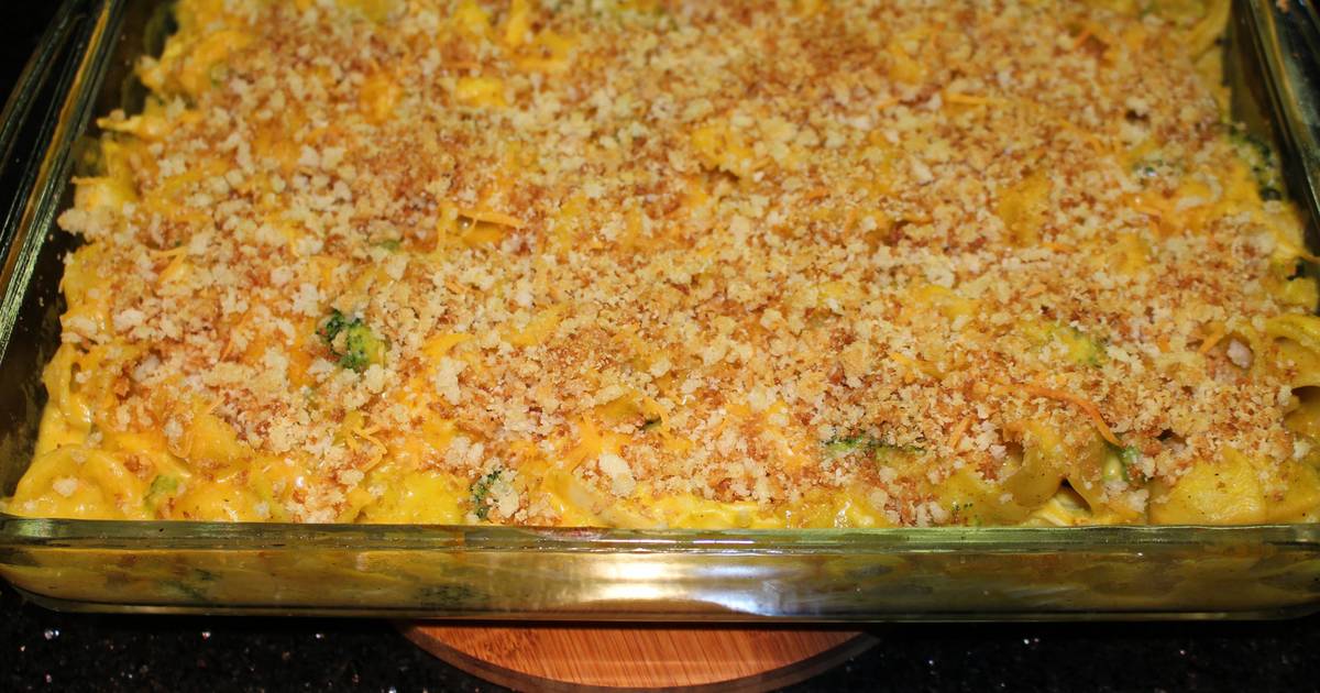 Baked Curry Mac and Cheese with Chicken and Broccoli