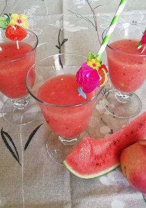 Une photo de Boisson fraîche pastèque et pêches