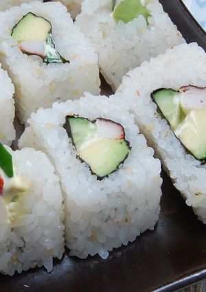 A picture of Inside-Out Uramaki California Rolls.